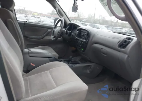 2004 Toyota Sequoia Sr5 V8 from USA, damaged, VIN 5TDBT44AX4S227628